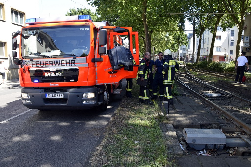 VU Roller KVB Bahn Koeln Luxemburgerstr Neuenhoefer Allee P048.JPG - Miklos Laubert